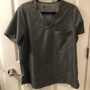 Large Figs Graphite Catarina One Pocket Scrub Top